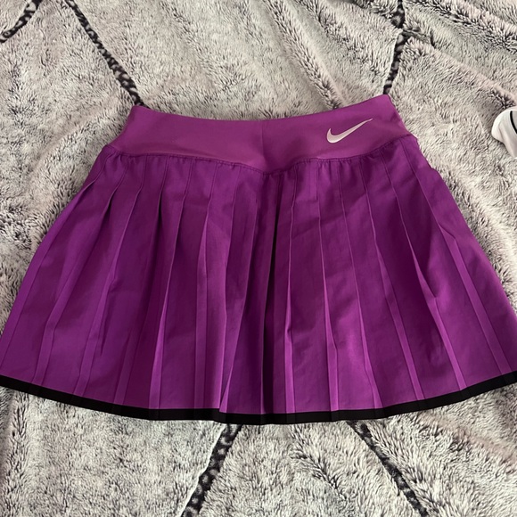 Nike Pants - Nike victory tennis skirt